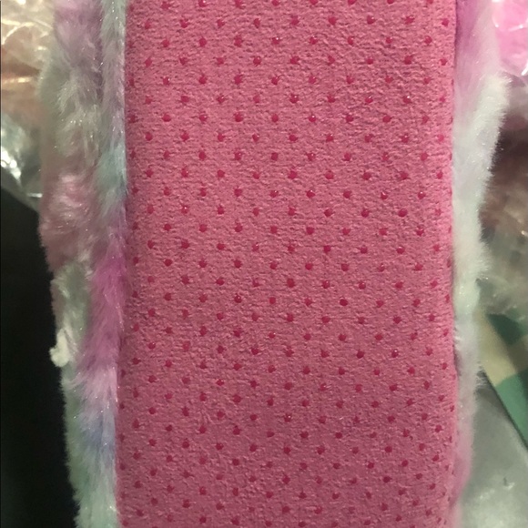 Girls Tie Dye Bootie slipper - Picture 4 of 4